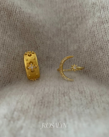 VINTAGE GILDED PETAL RING