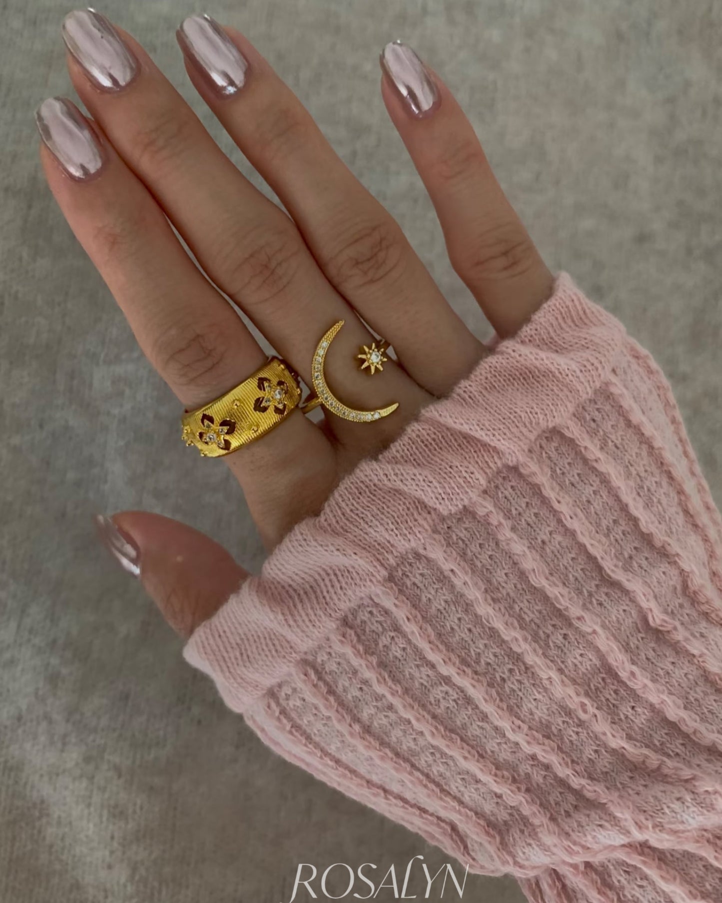 VINTAGE GILDED PETAL RING