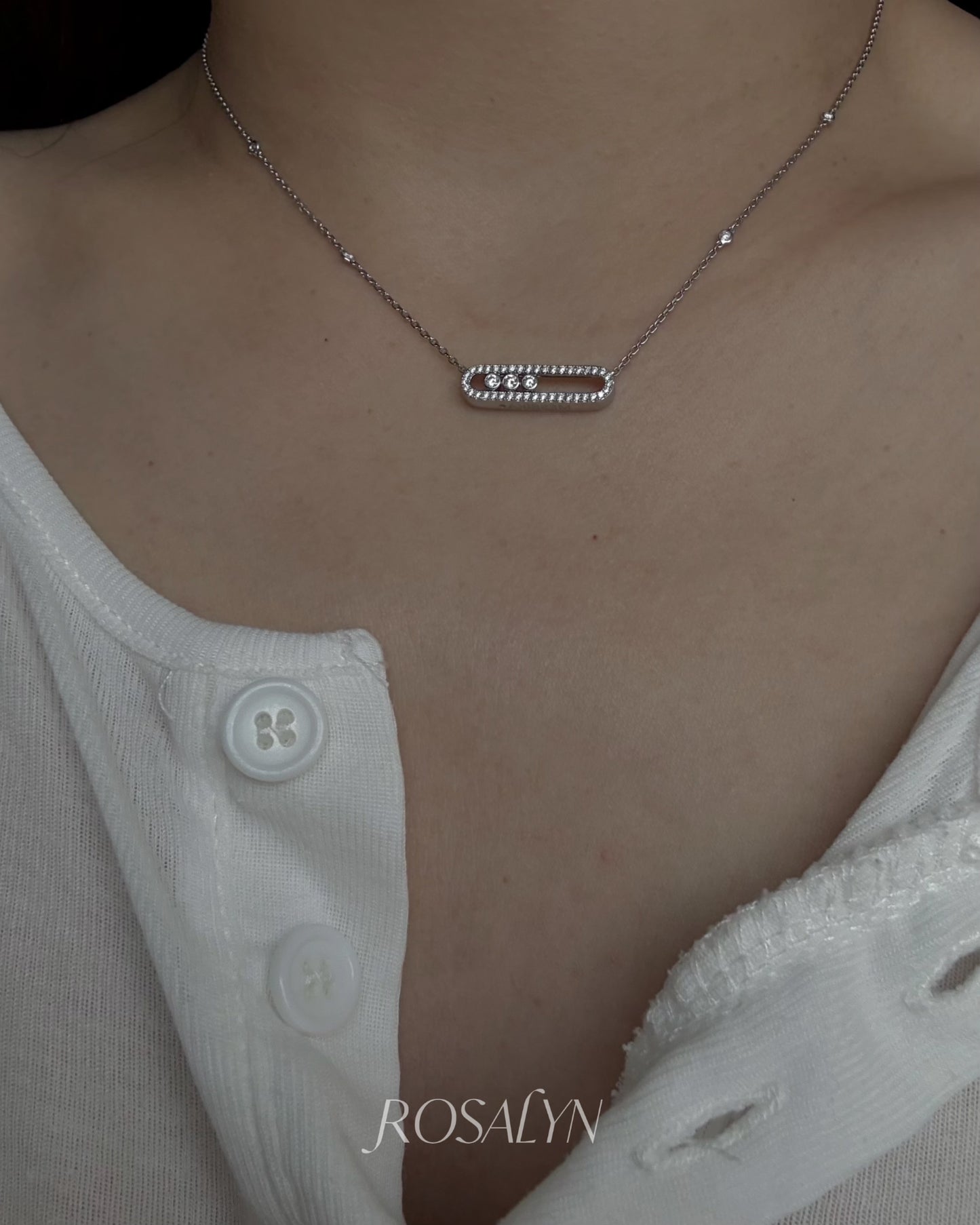 MOVE DIAMOND NECKLACE