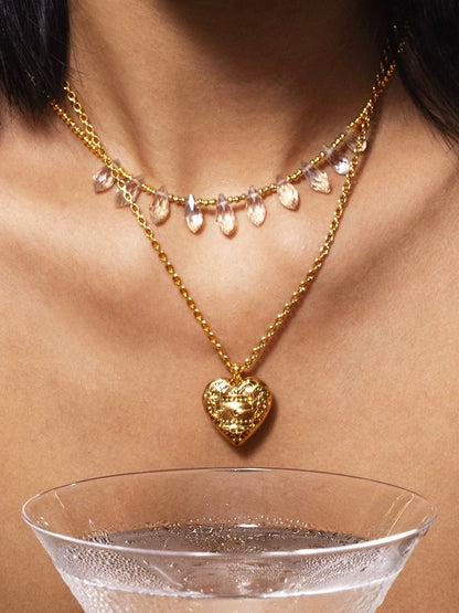 LOVE BUTTON NECKLACE