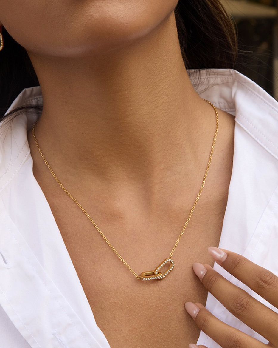 DOUBLE RING NECKLACE