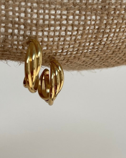 WAVY EARRINGS