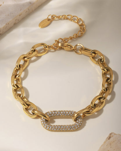 CHAIN NECKLACE AND BRACELET
