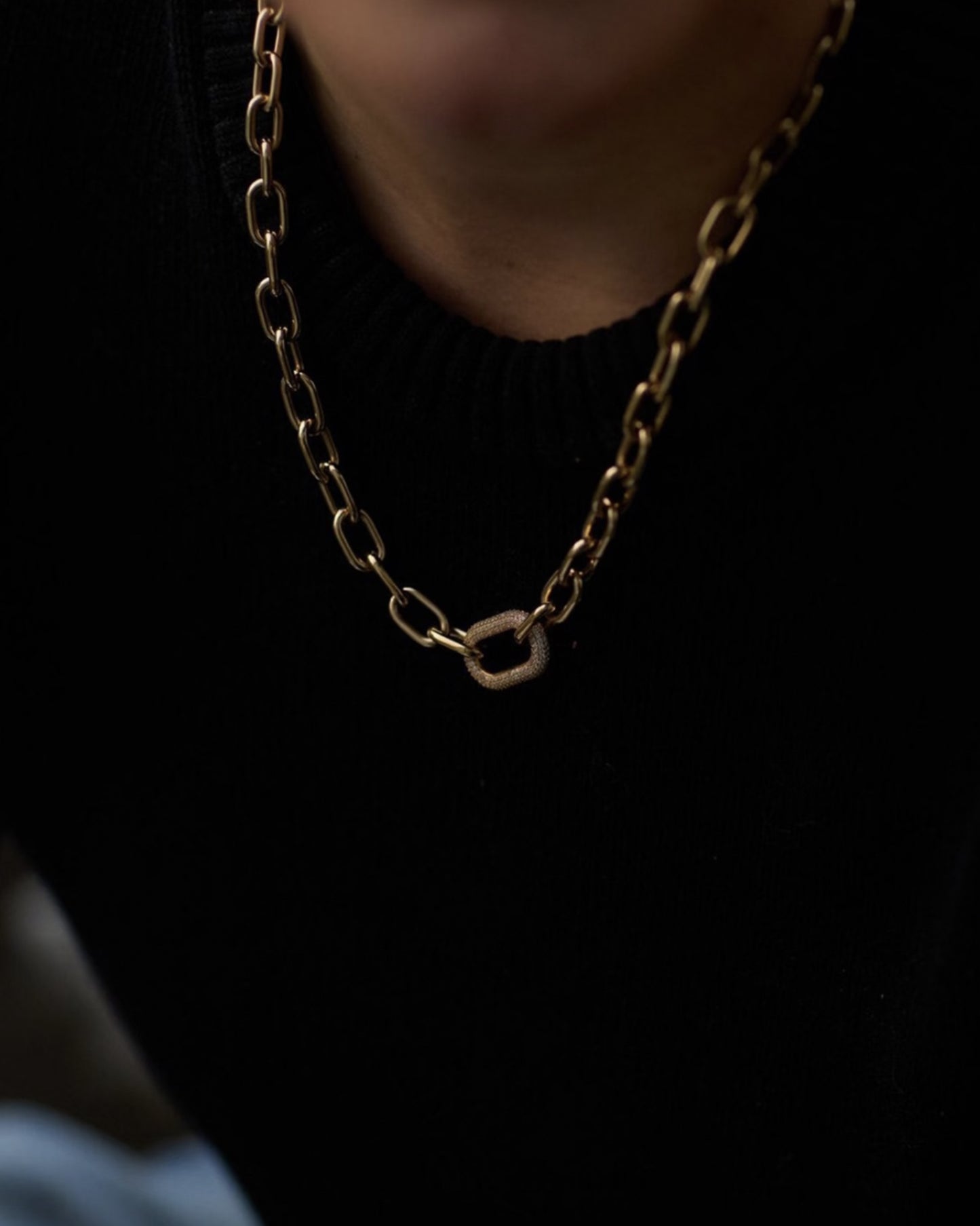 CHAIN NECKLACE AND BRACELET