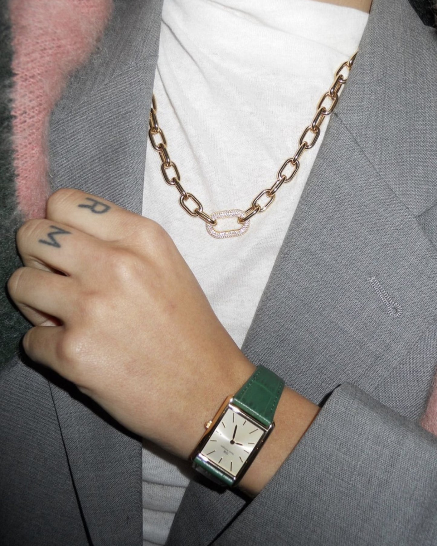 CHAIN NECKLACE AND BRACELET