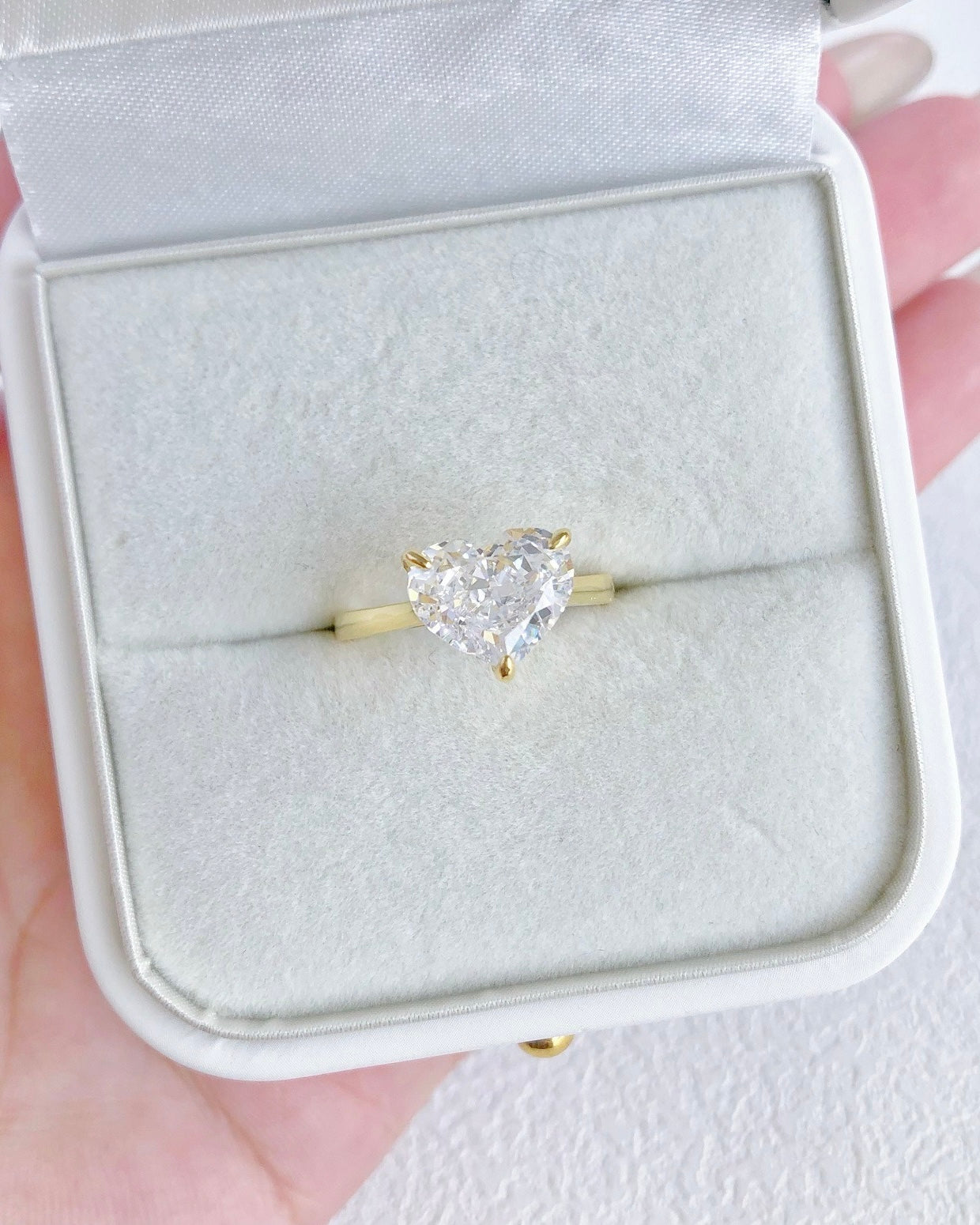 ROCK CANDY RING