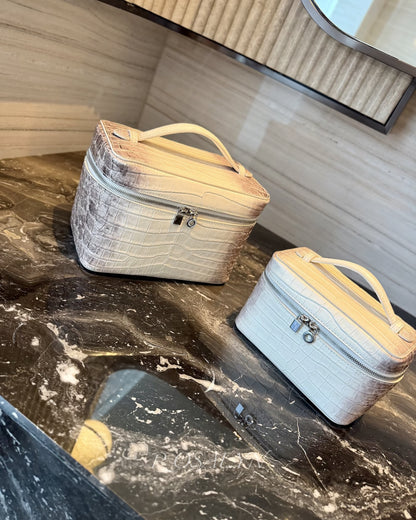 HIMALAYAN TOILETRY BAG