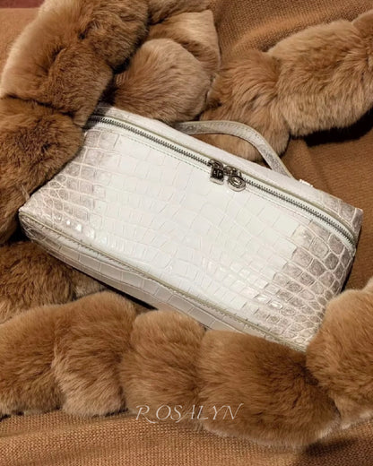 HIMALAYAN TOILETRY BAG