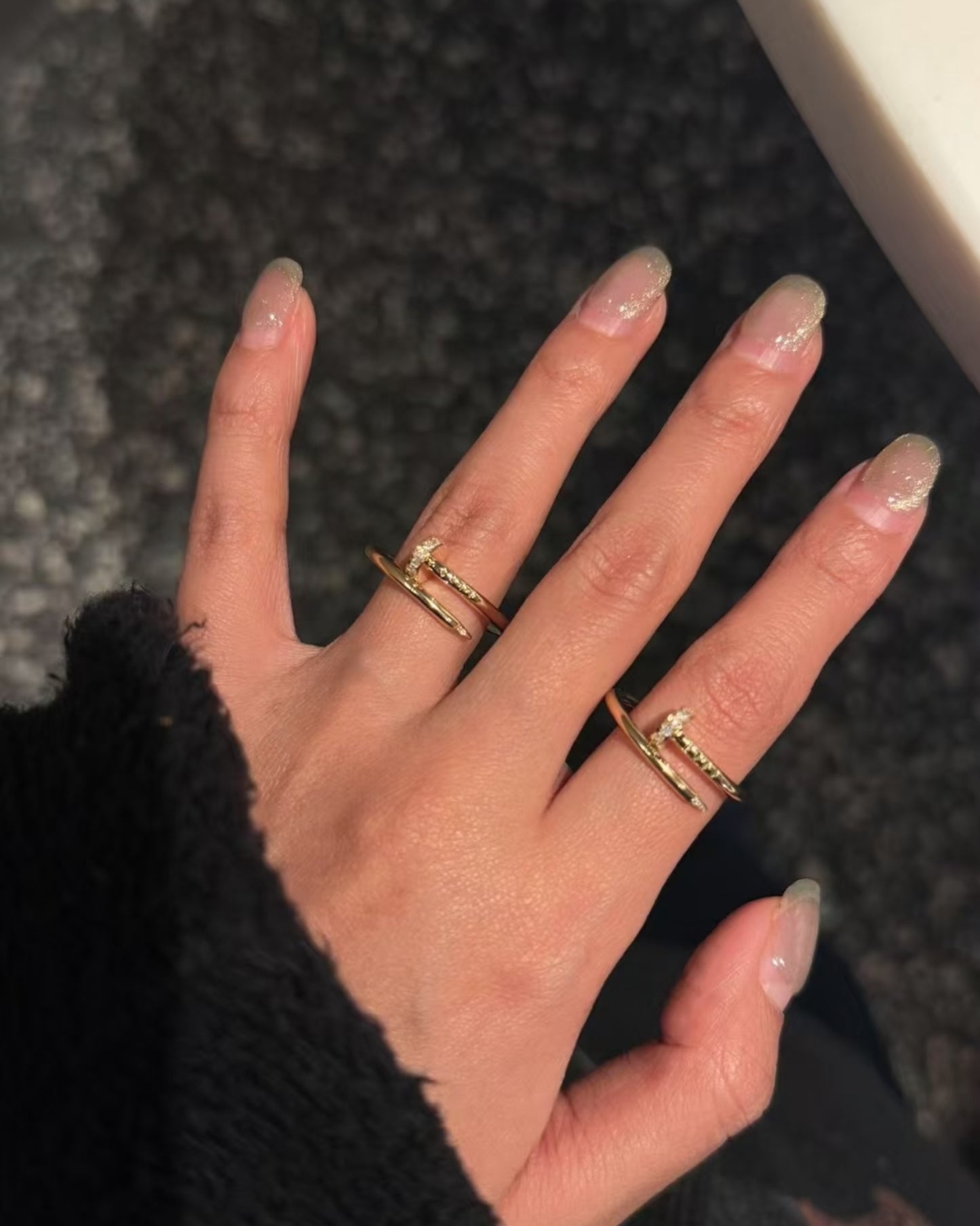 NAIL RING