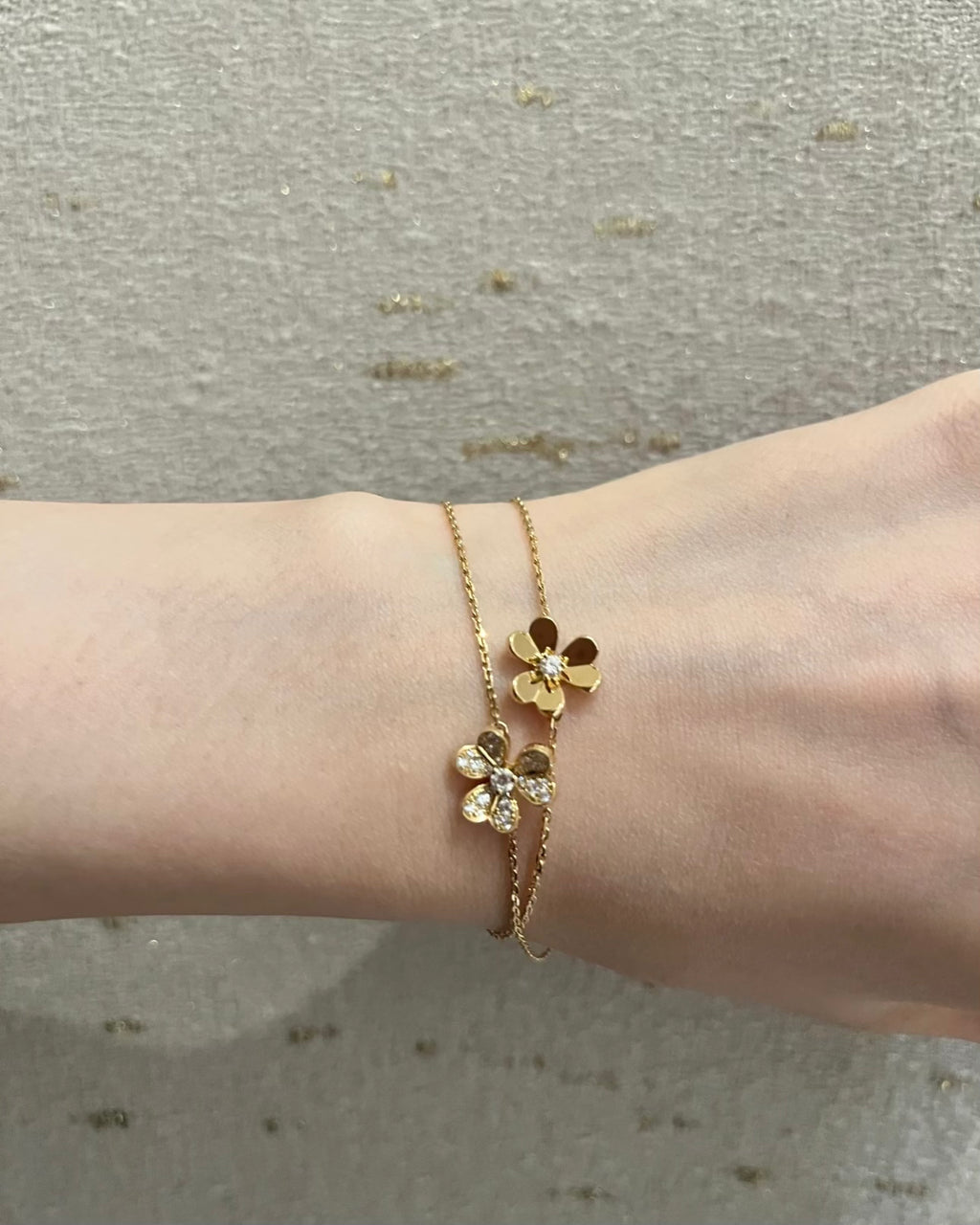 BRACELET À TROIS FLEURS