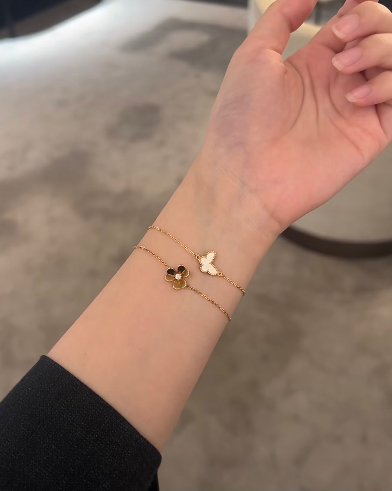 THREE-FLOWER BRACELET