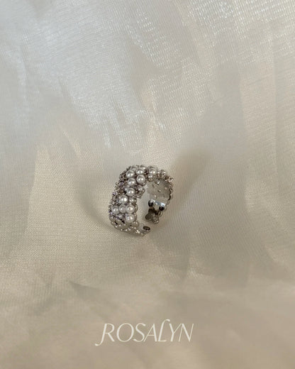 SPARKLING PEARL RING