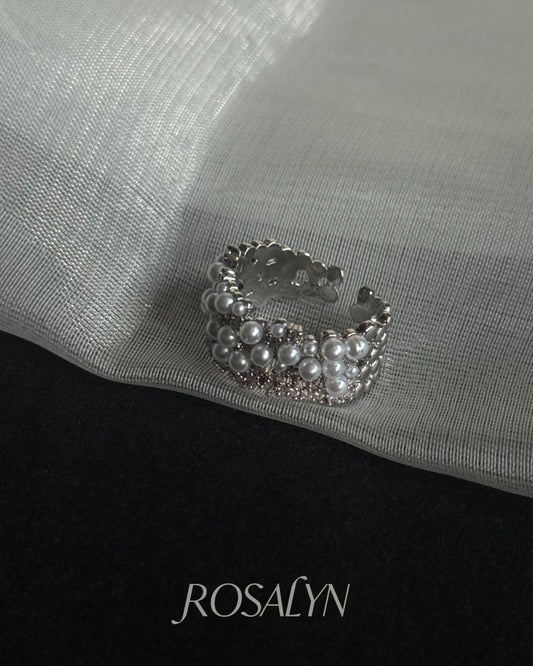 SPARKLING PEARL RING