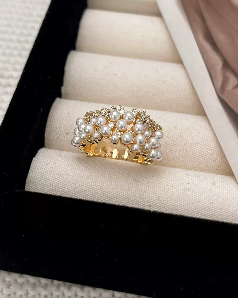 SPARKLING PEARL RING