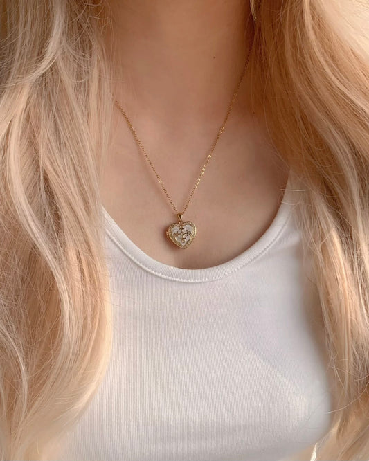 GIRL'S HEART NECKLACE