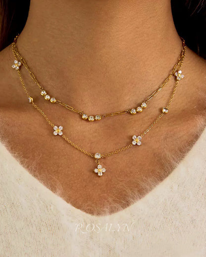 SUNLIT CLOVER NECKLACE