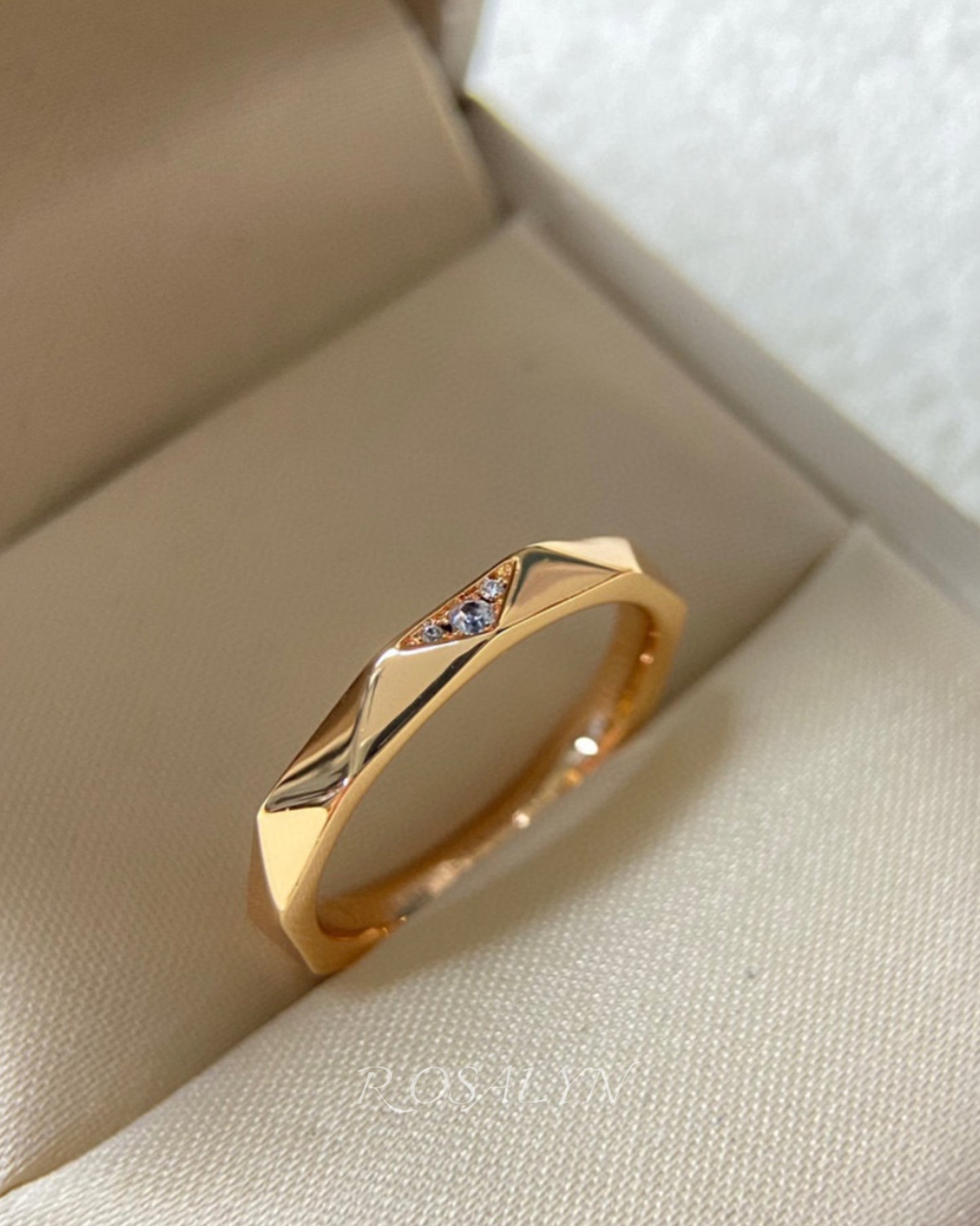 SIGNATURE RING AND BRACELET