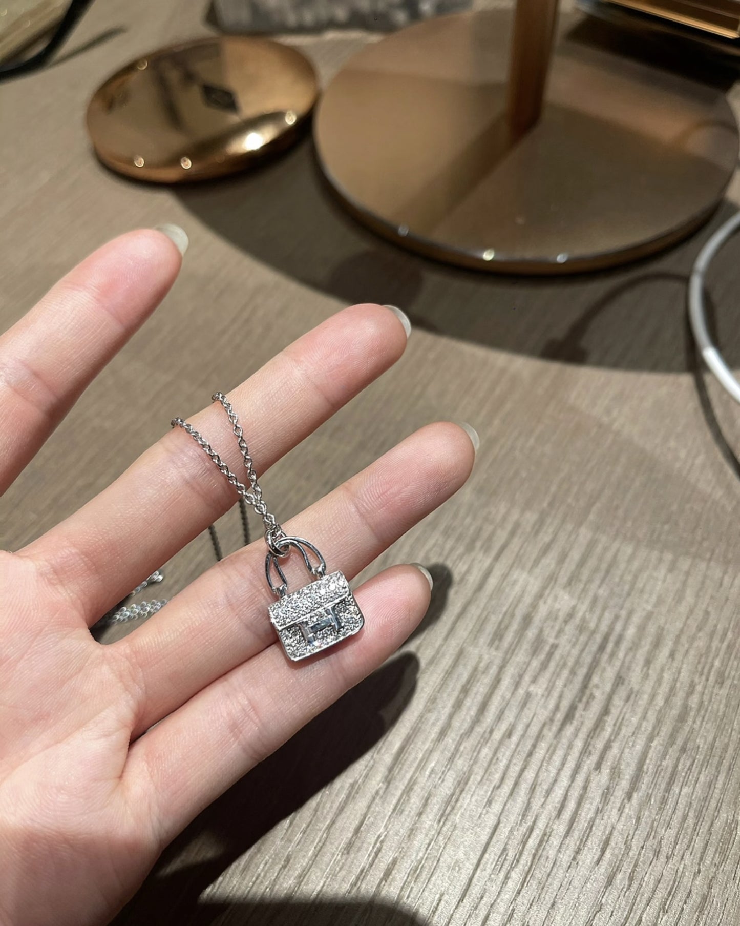 H BAG NECKLACE
