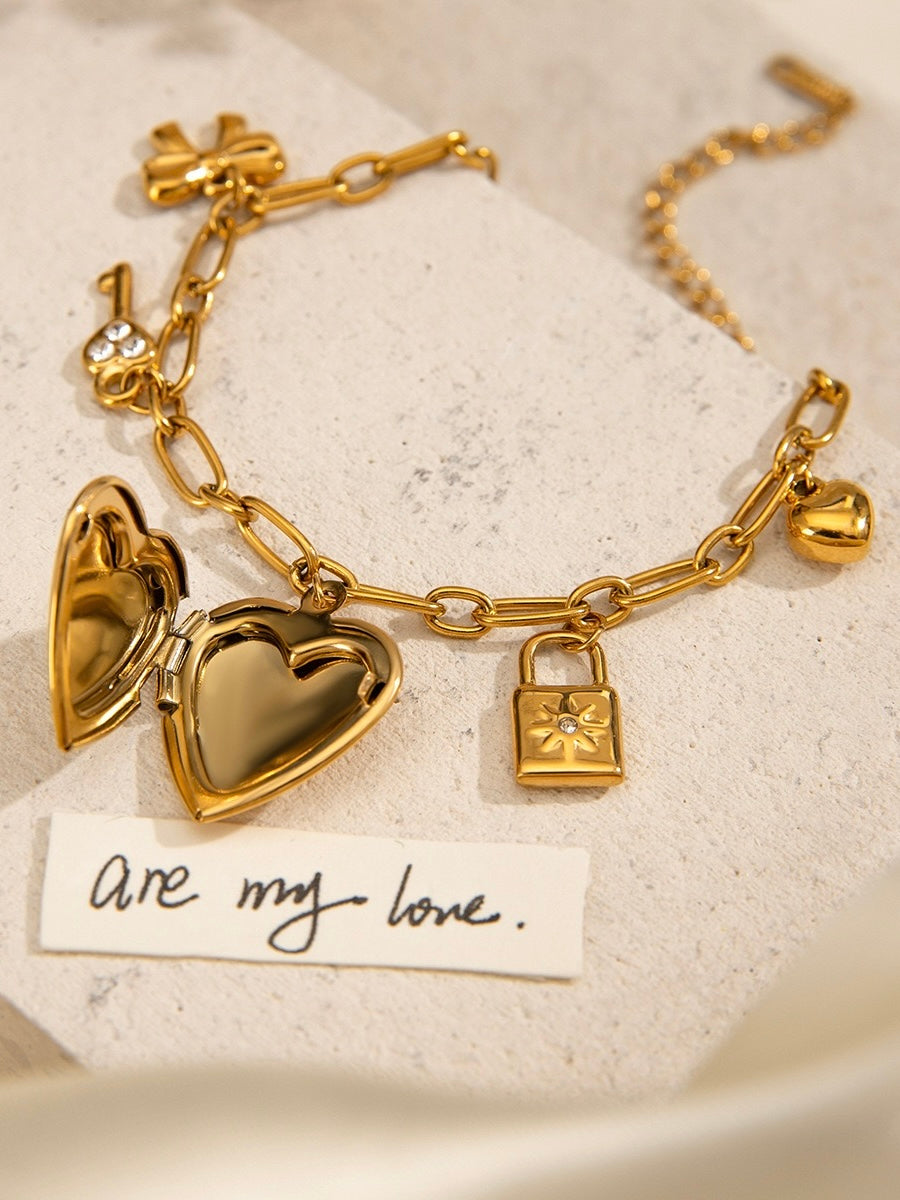 RECORD THE HEARTFELT BRACELET