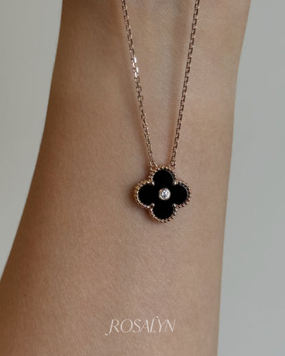CHRISTMAS LIMITED EDITION  FOUR-LEAF CLOVER NECKLACE