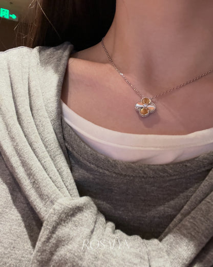CHRISTMAS LIMITED EDITION  FOUR-LEAF CLOVER NECKLACE