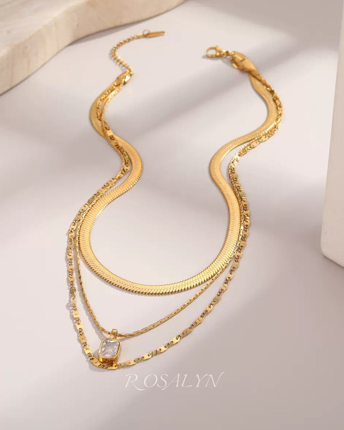 CLAVICLE STARLIGHT THREE-LAYER NECKLACE