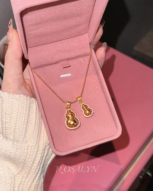 FLASH DRILL GOURD NECKLACE