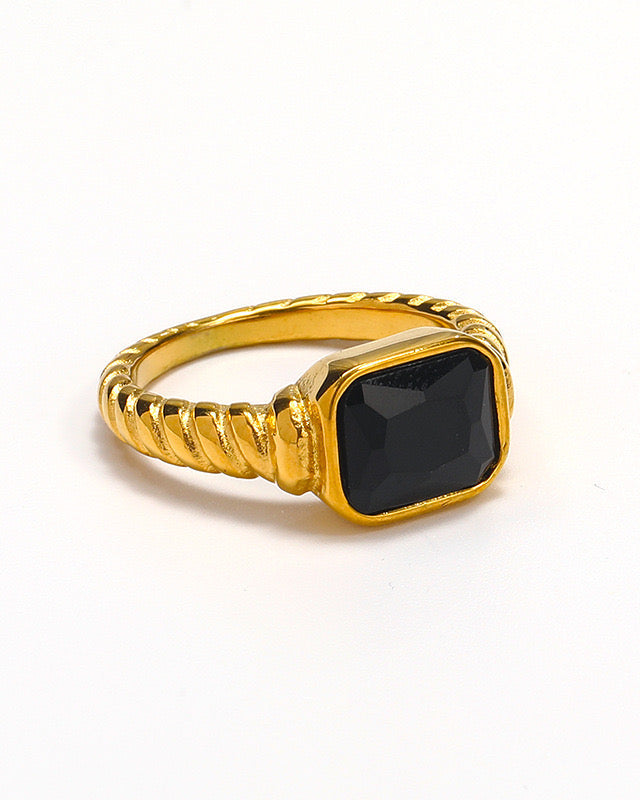 CANDY RING
