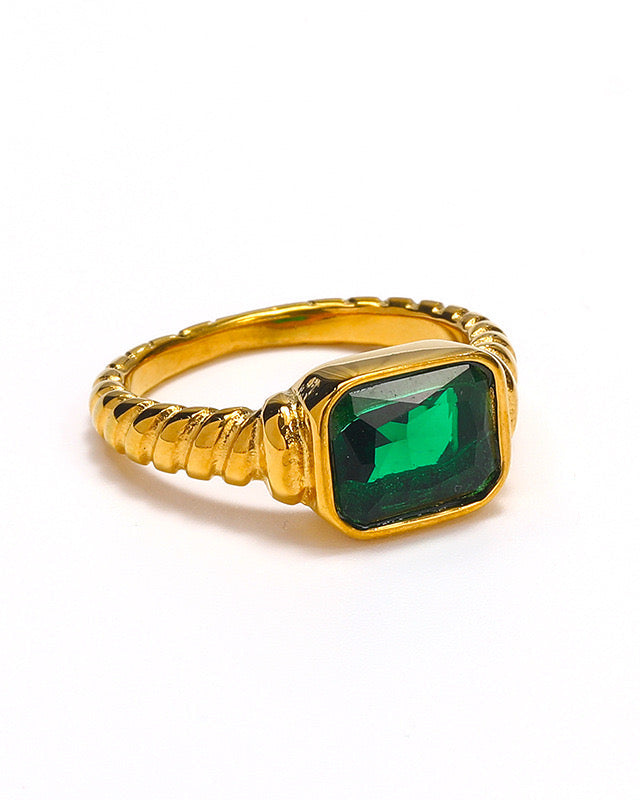 CANDY RING