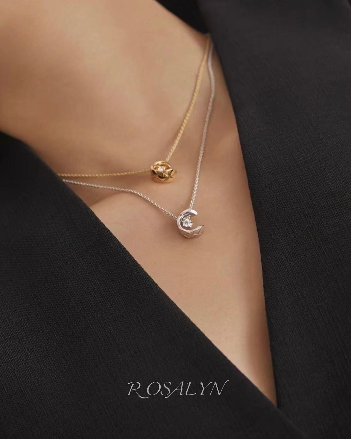 WATER ICE MOON NECKLACE