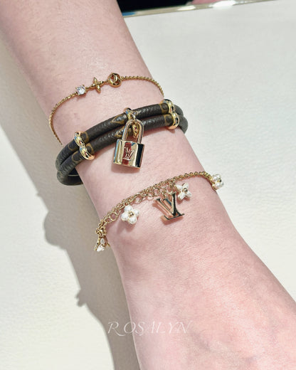 LU FLUTTERING LITTLE FLOWER BRACELET