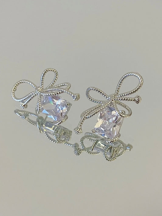 FLYING BUTTERFLY EARRINGS