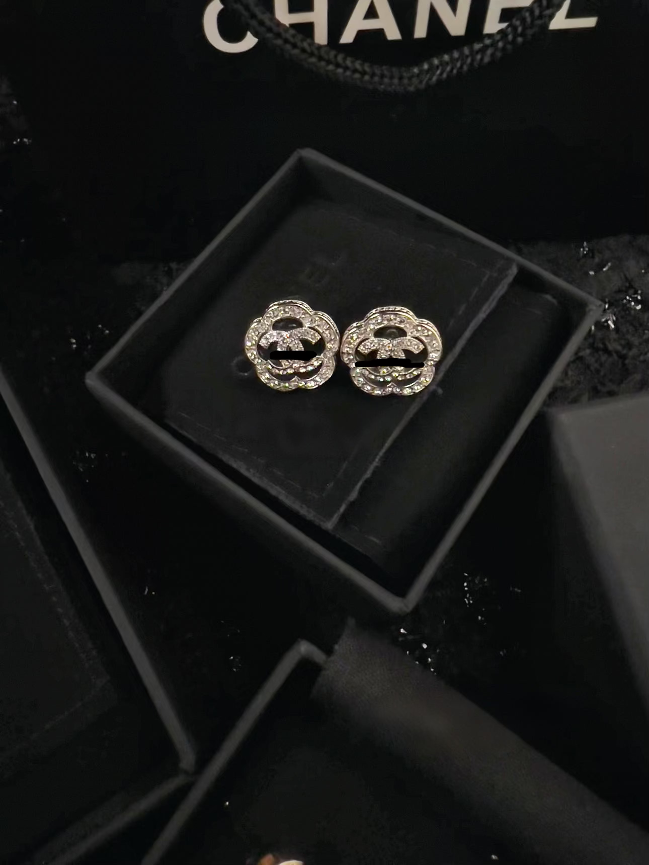 CAMELLIA FLOWER EARRINGS