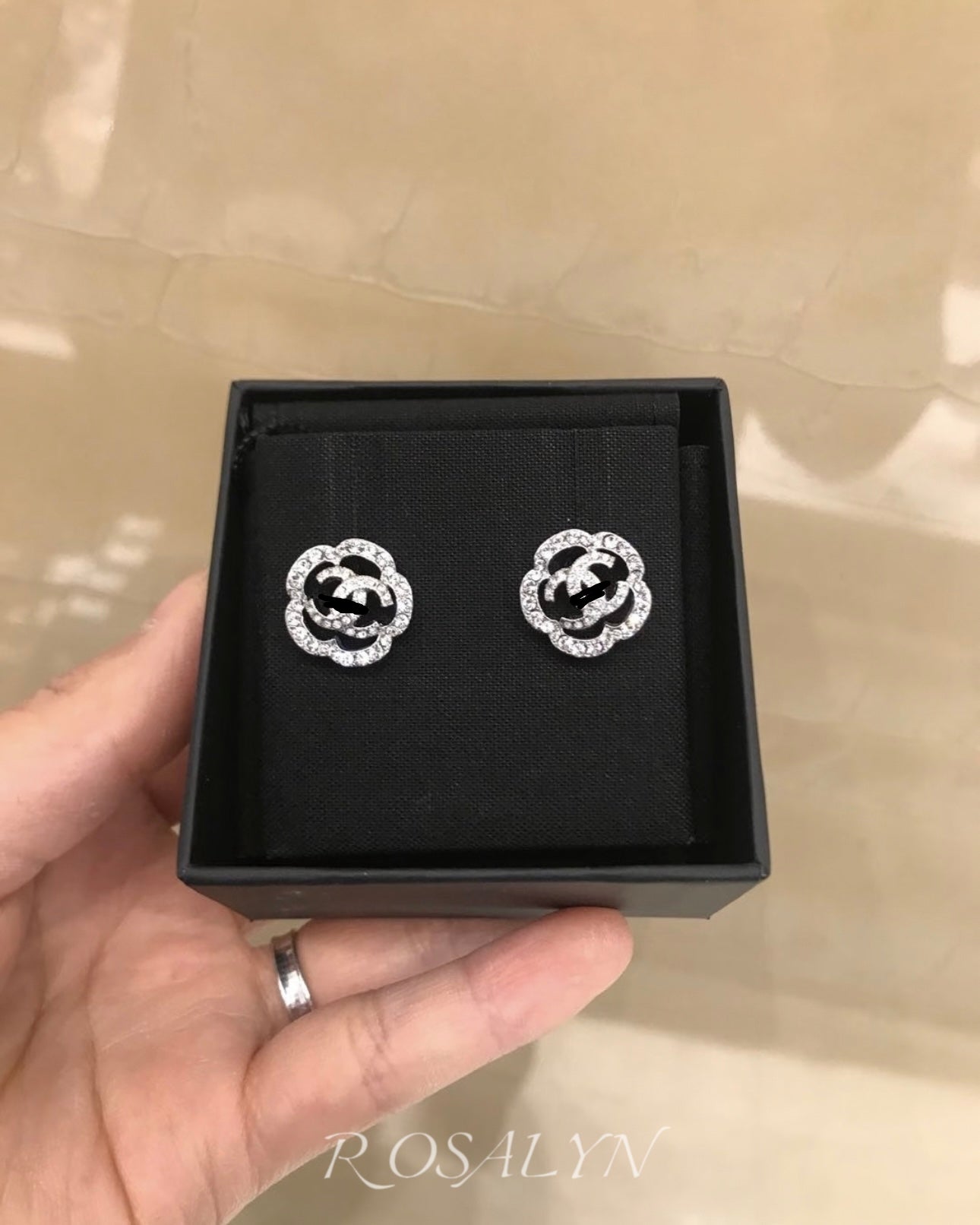 CAMELLIA FLOWER EARRINGS