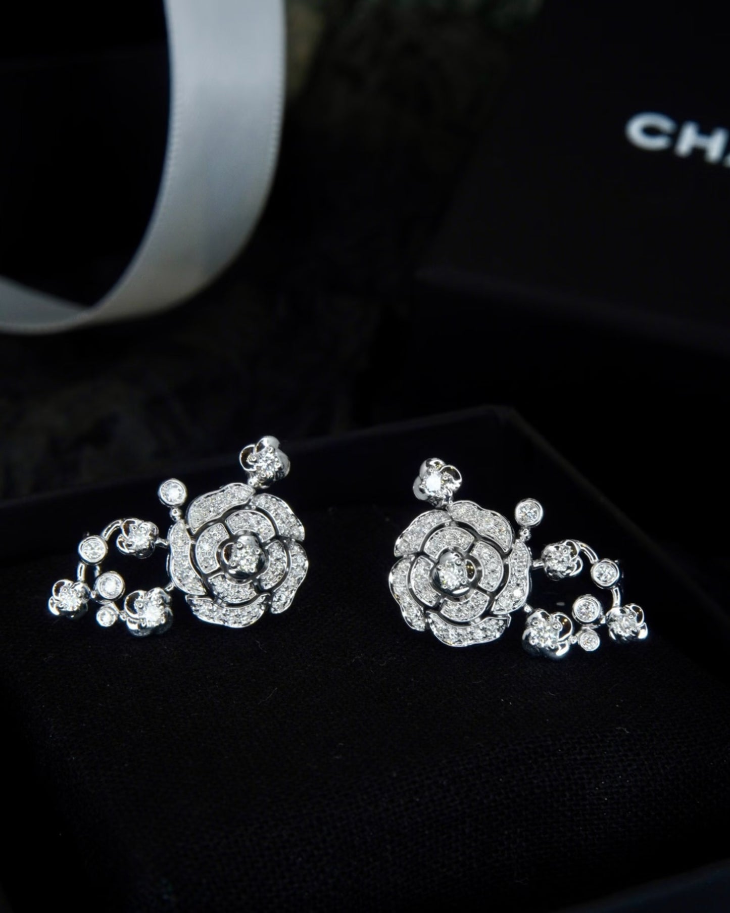 CAMELLIA FLOWER NECKLACE EARRINGS