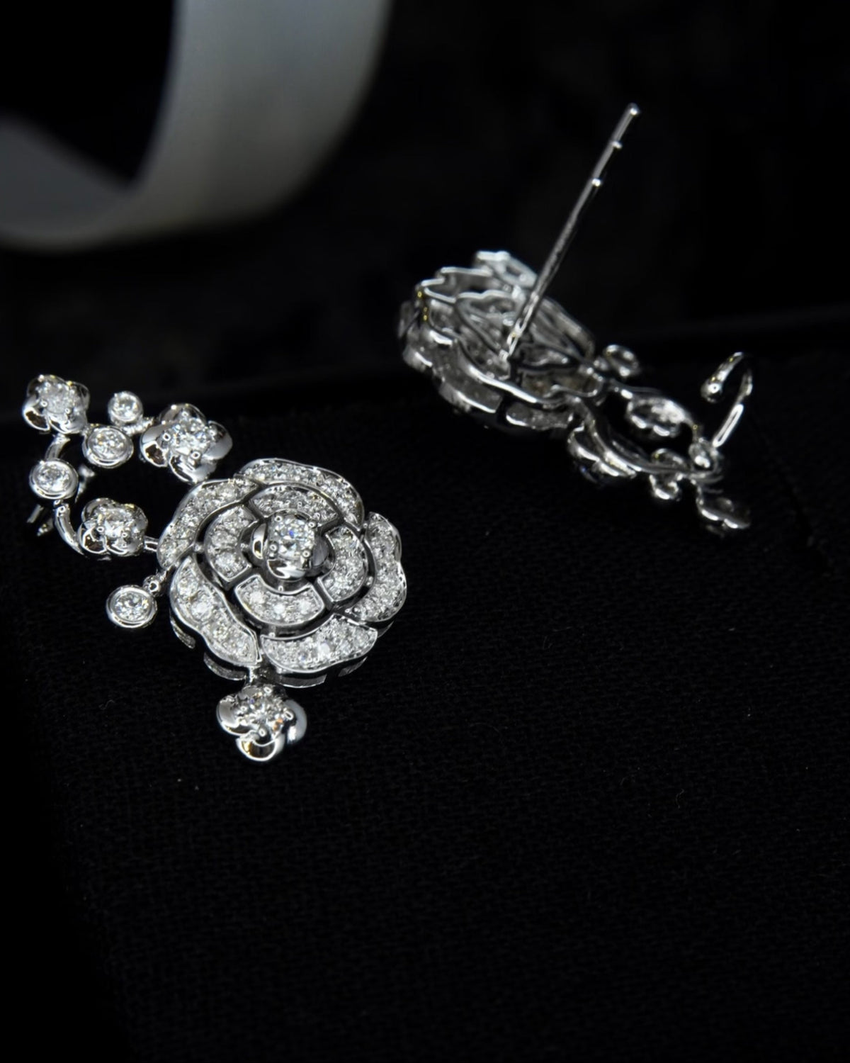 CAMELLIA FLOWER NECKLACE EARRINGS