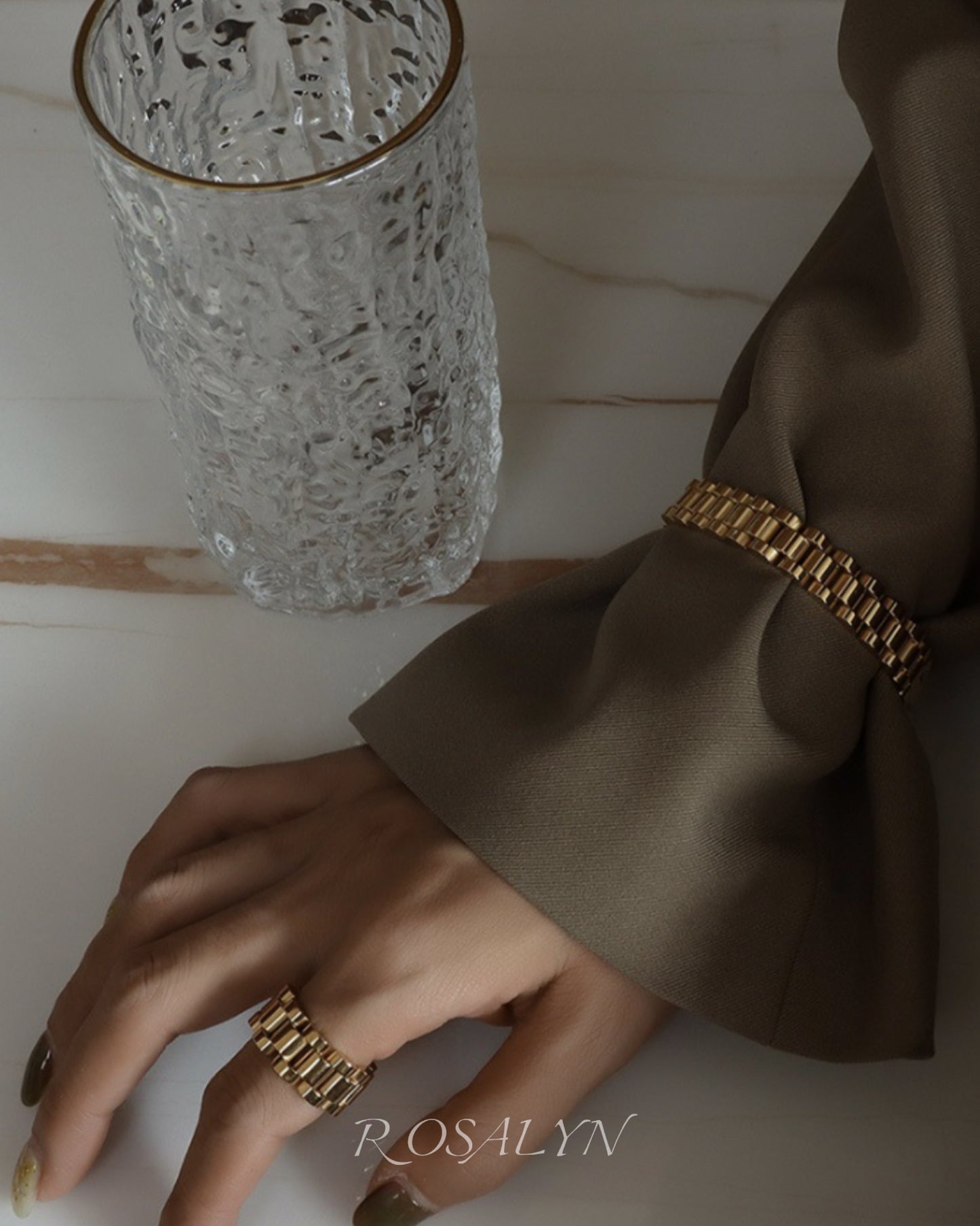 STRAP RING