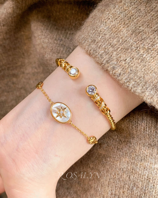 STARLIT SHELL BRACELET