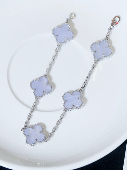 FOUR-LEAF CLOVER BRACELET