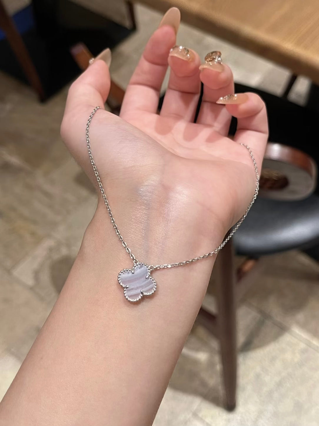 FOUR-LEAF CLOVER NECKLACE