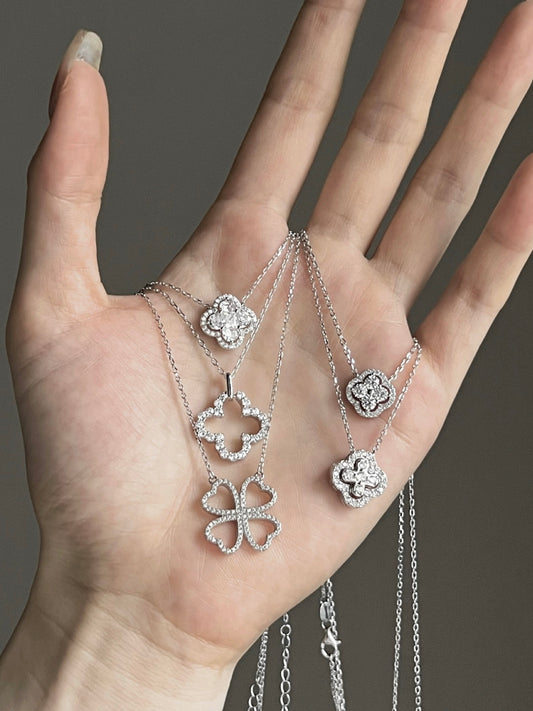 FOUR-LEAF CLOVER NECKLACE