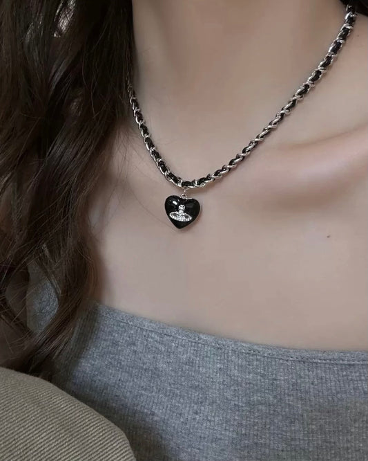 BLACK SATURN NECKLACE