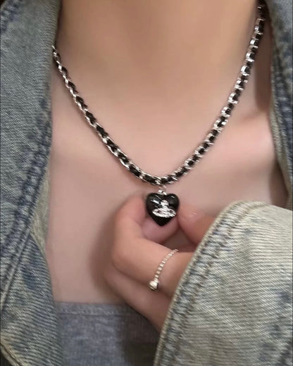 BLACK SATURN NECKLACE