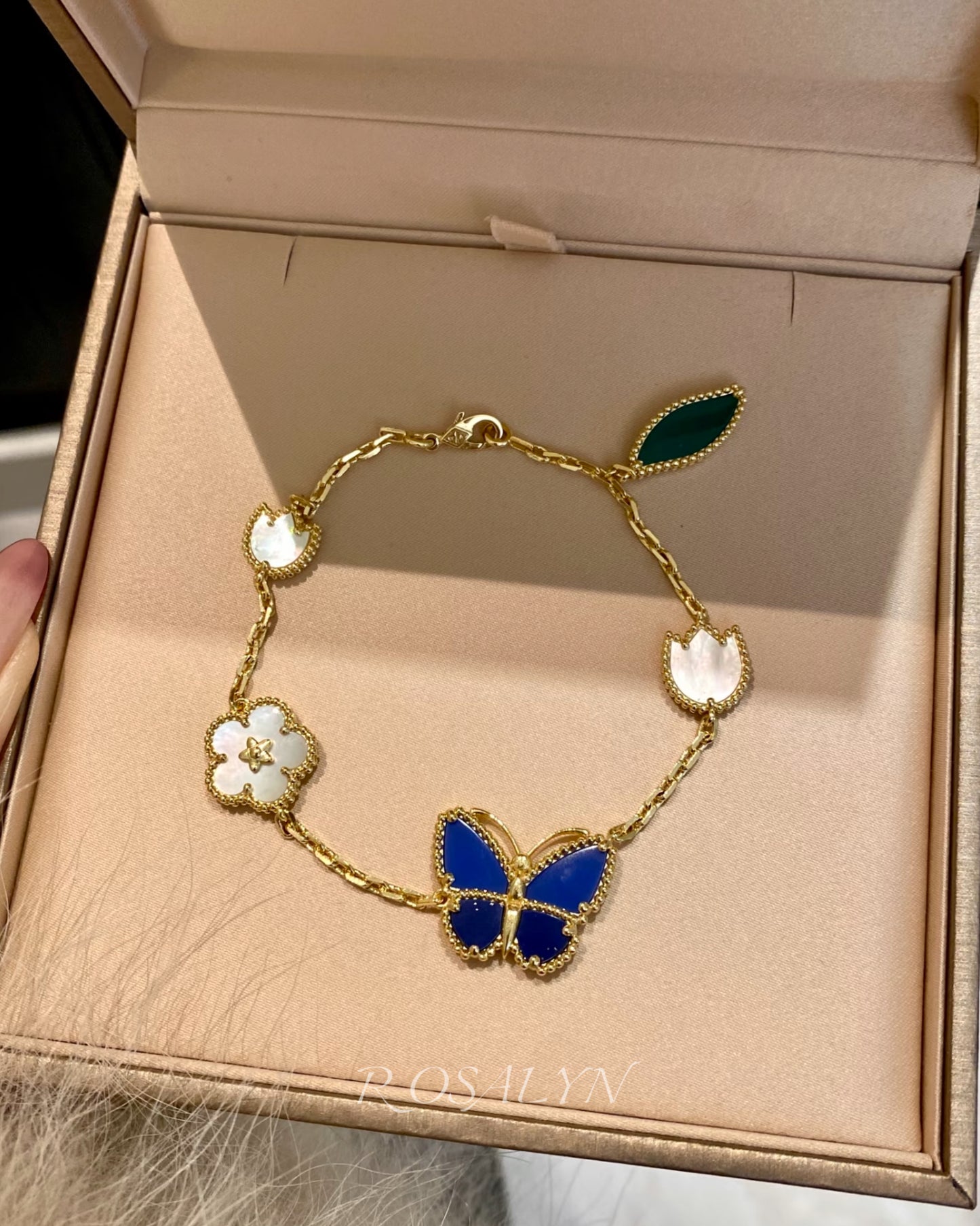 LUCKY BRACELET AND NECKLACE