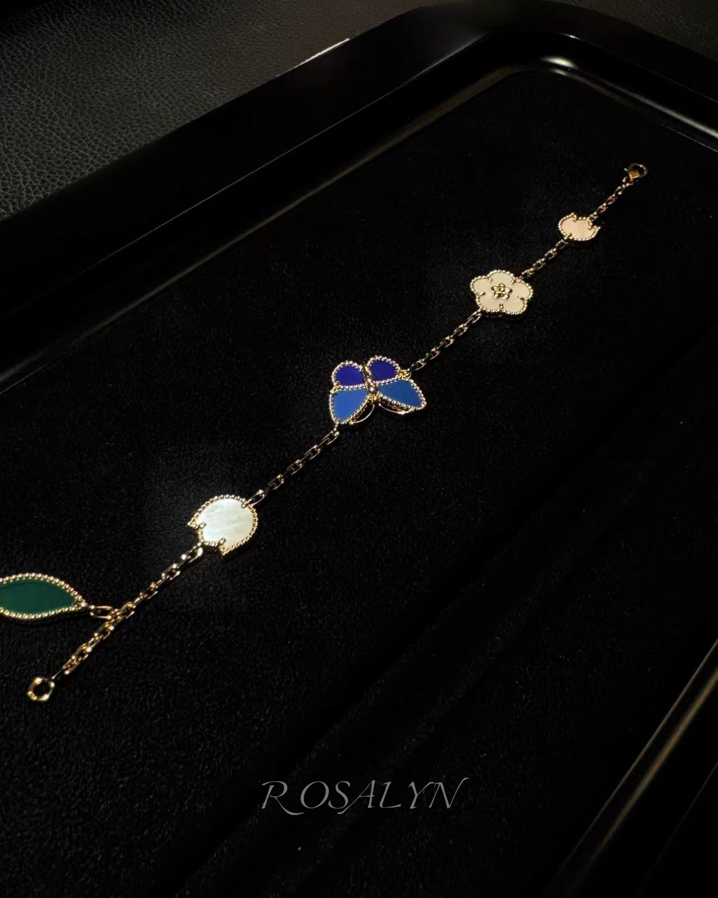 LUCKY BRACELET AND NECKLACE