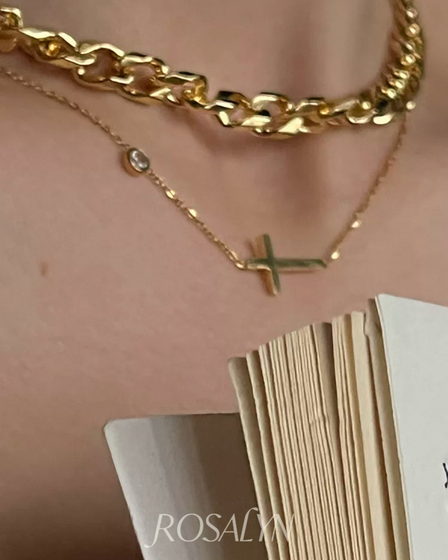ELEGANT CHAIN CROSS NECKLACE