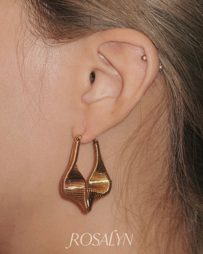 TWIST TEXTURE EARRINGS