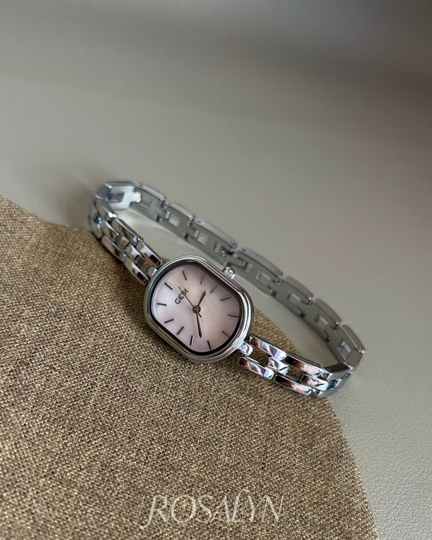 NATURAL MOTHER-OF-PEARL WATCH