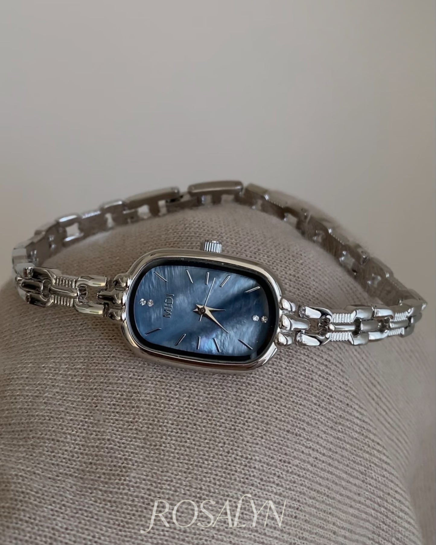 NATURAL MOTHER-OF-PEARL WATCH