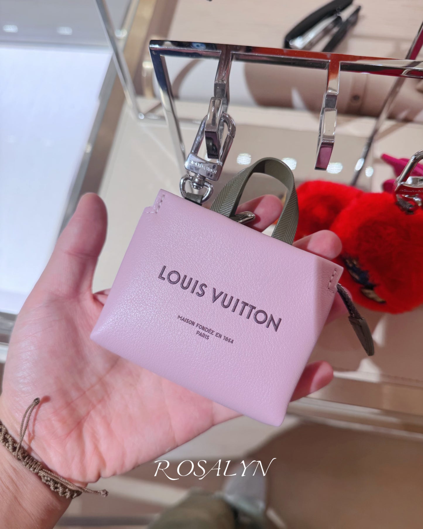 LULU CO-BRANDED NOGO BAG